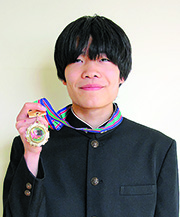 石田 英優さん