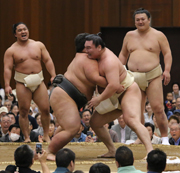 大相撲の春巡業「柏場所」